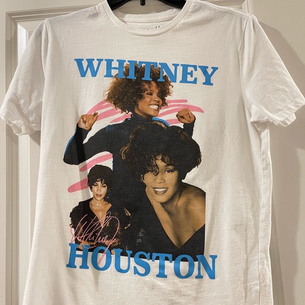 SOLD❗️Whitney Houston white tee - Picture 1 of 2